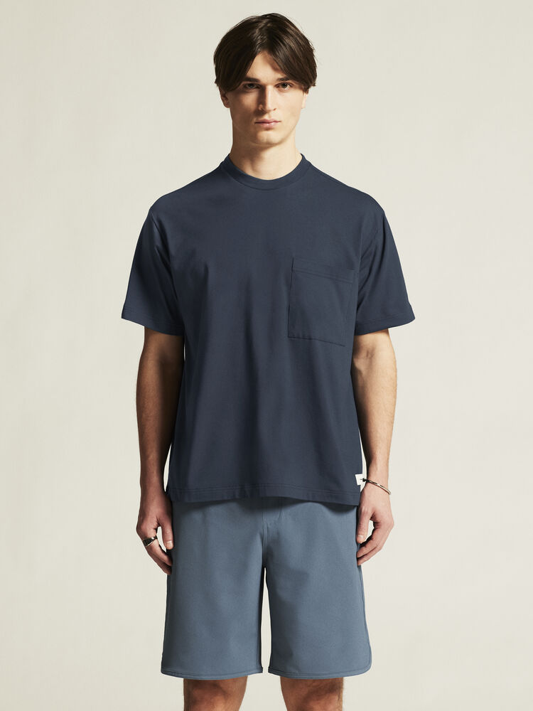 1916031-396000_Collective-Relaxed-SS-Tee-M_closeup4