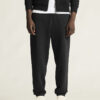 1916302-999000_Frequent-Sweatpants-M_closeup4