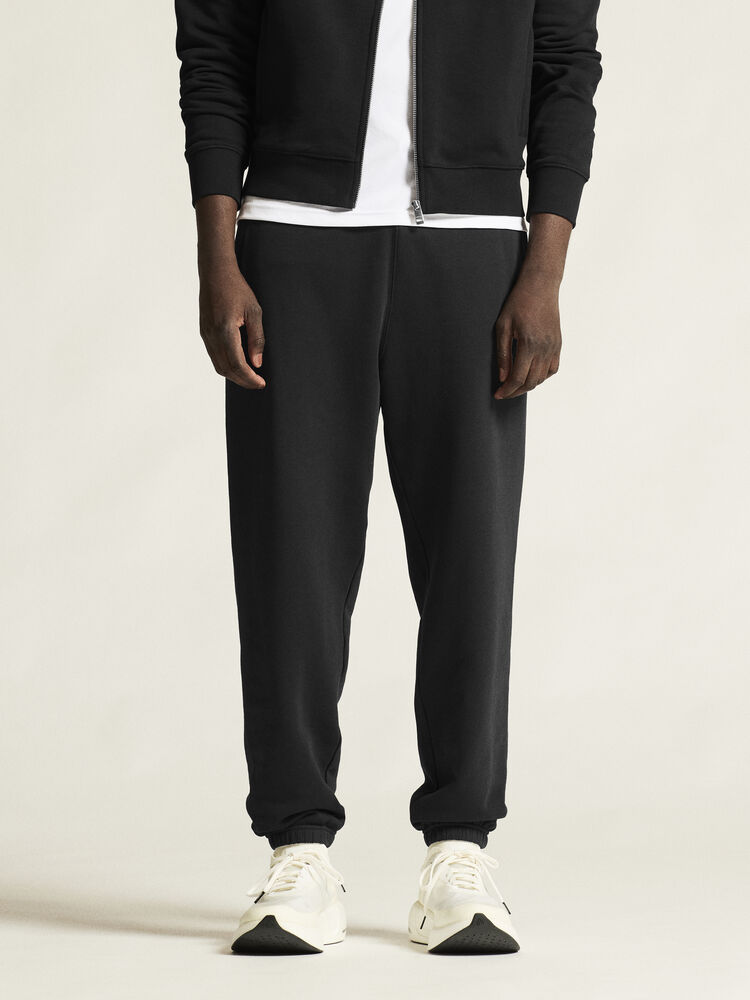 1916302-999000_Frequent-Sweatpants-M_closeup4