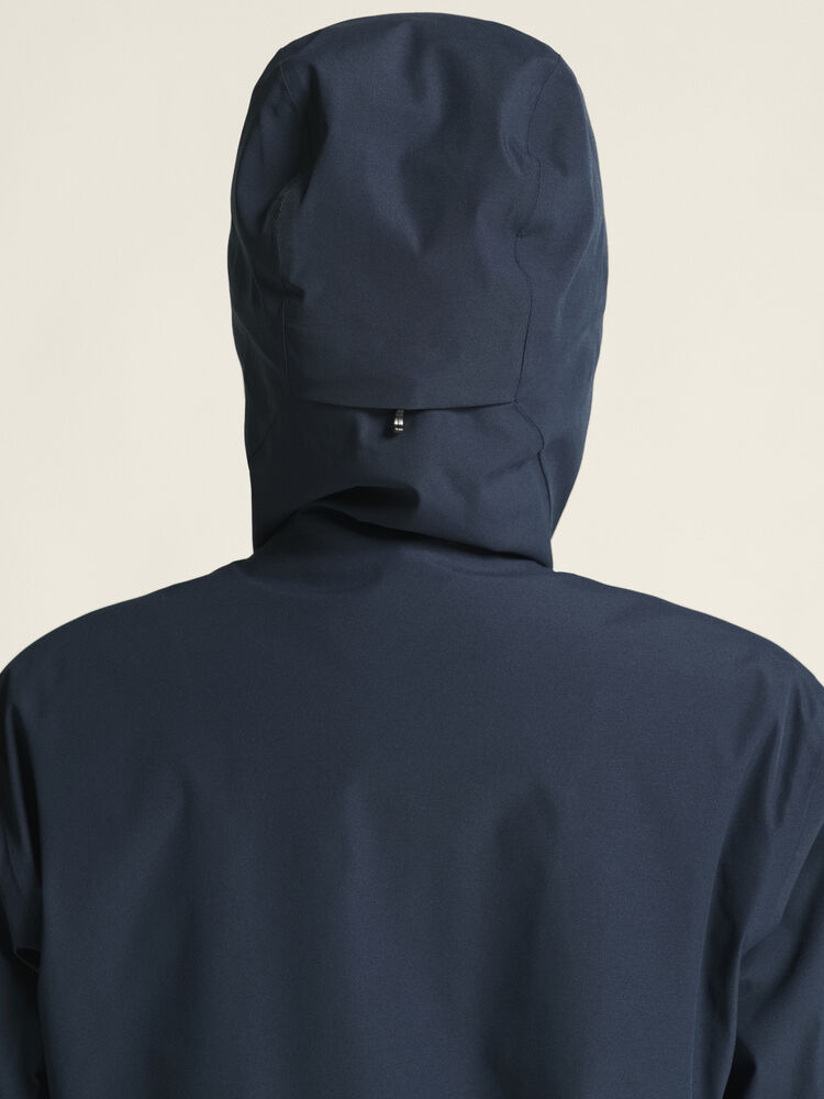 1916339-396000_Explore-Padded-Jacket-W_closeup8