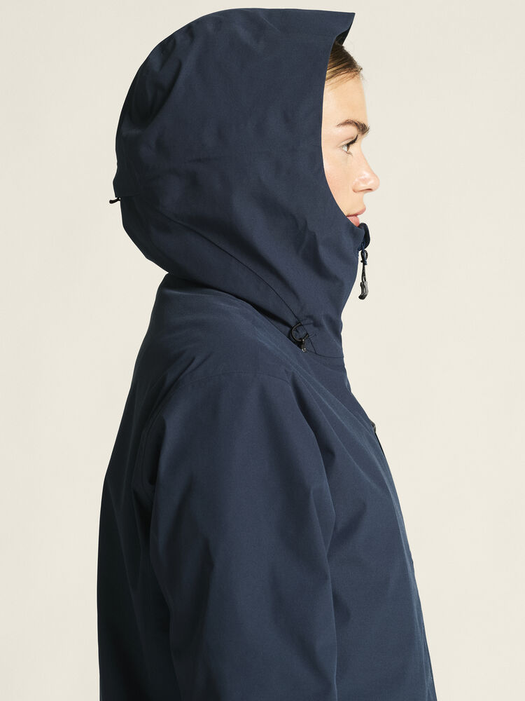 1916339-396000_Explore-Padded-Jacket-W_closeup9