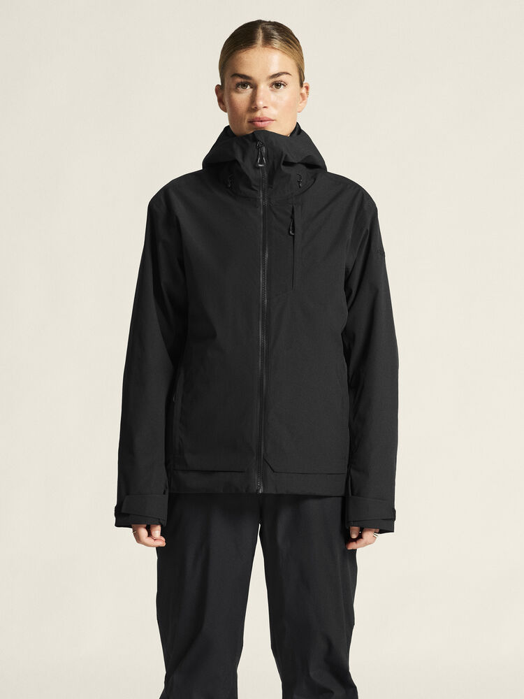 1916339-999000_Explore-Padded-Jacket-W_closeup4