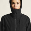 1916339-999000_Explore-Padded-Jacket-W_closeup8