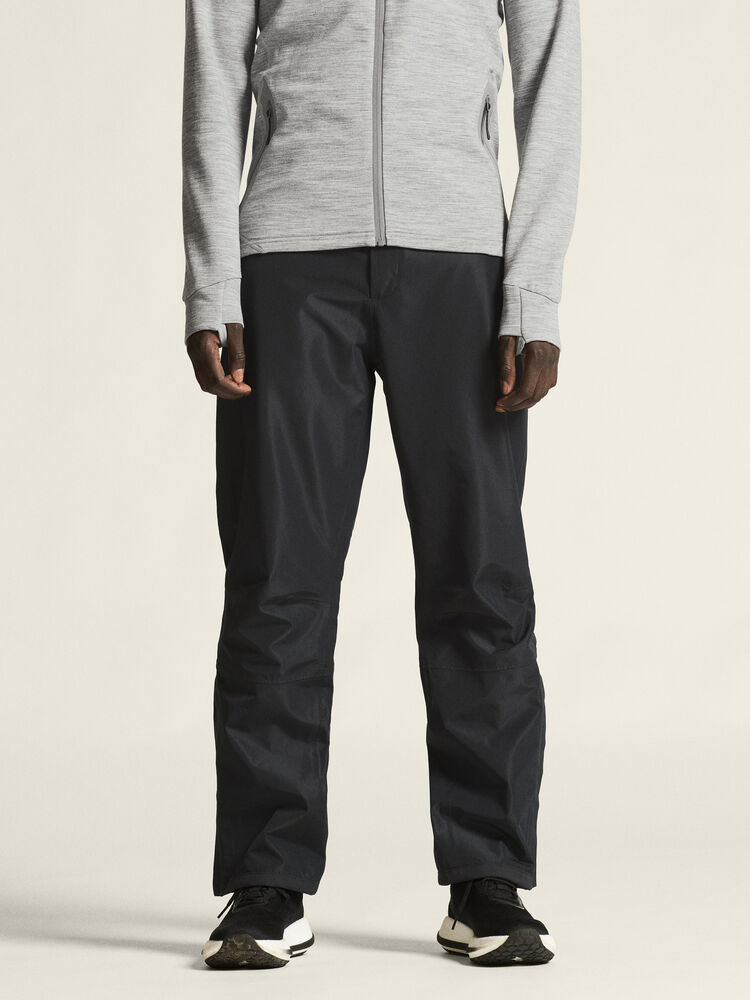 1916342-999000_Explore-Shell-Pants-M_closeup4