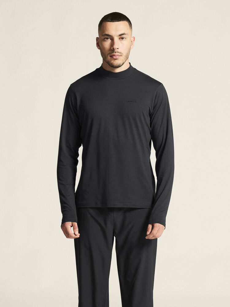 1916682-999200_Flow-MN-LS-M_closeup4