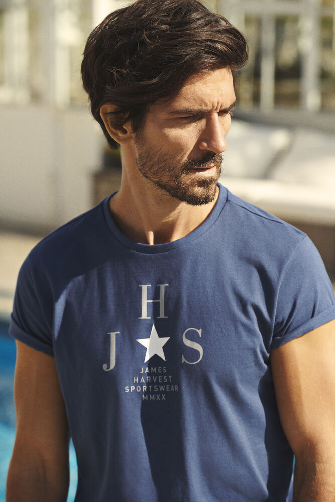 2134017_AmericanU1_IMG20