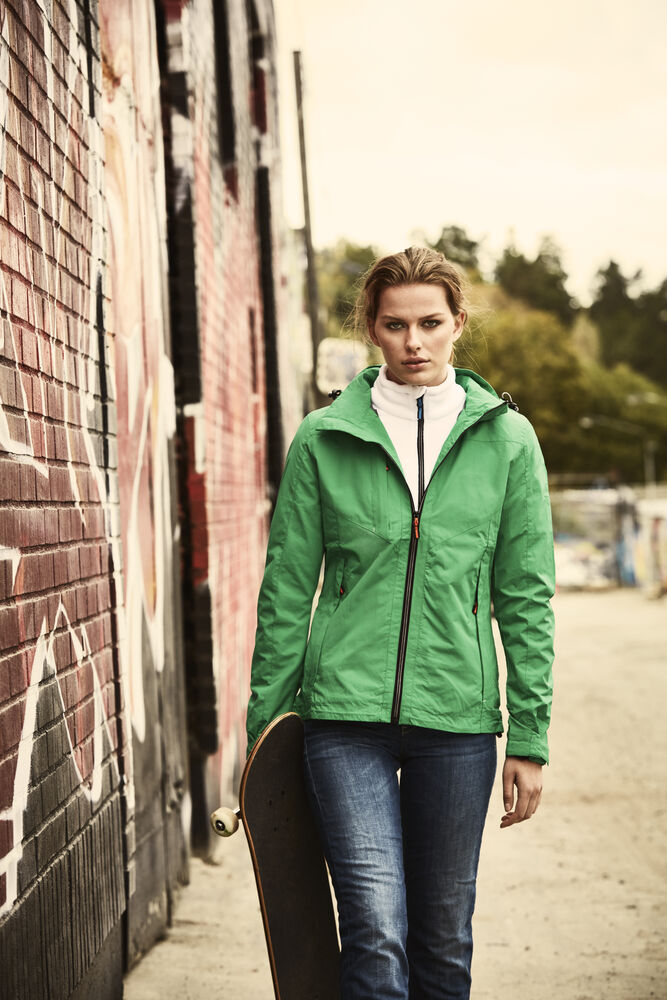 2261043_flattracklady_IMG17