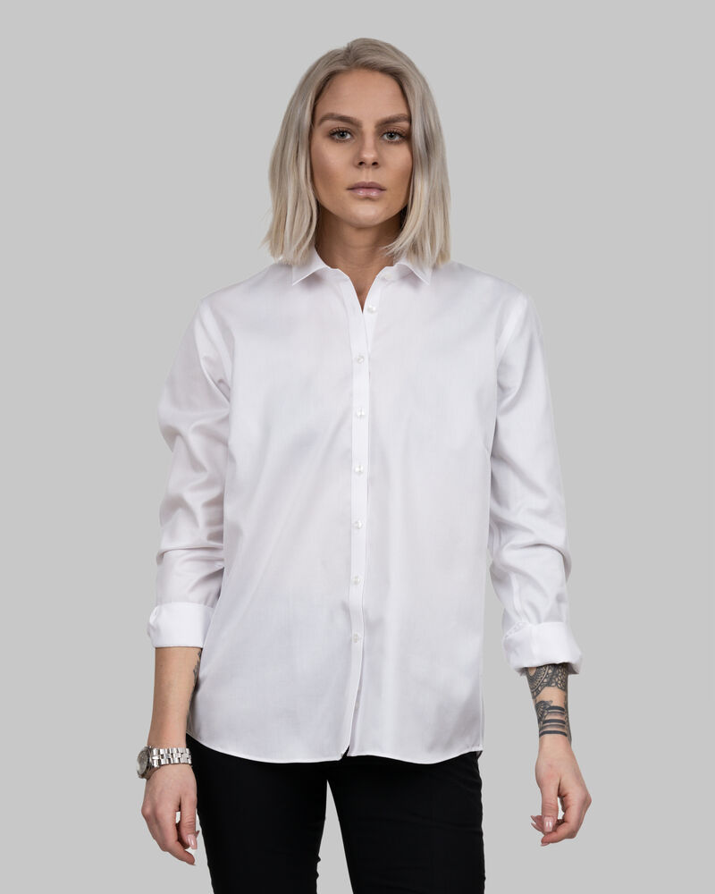 2900104-100_Gb01W-Relaxed-MODEL-FR001