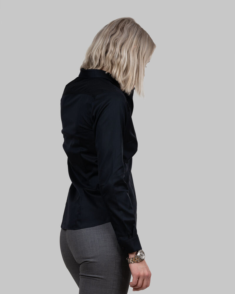 2906003-900_BB60WMODELSIDE001