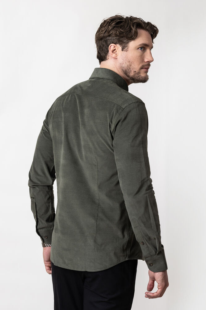 2913400-790_IndigoBow134CordShirtTailoredFit_ModelPictureBack