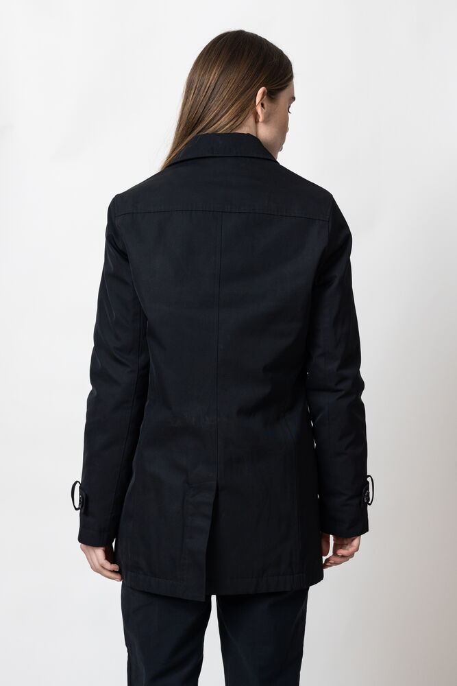 2990303-900_TheCarCoatWoman_ModelPictureBack