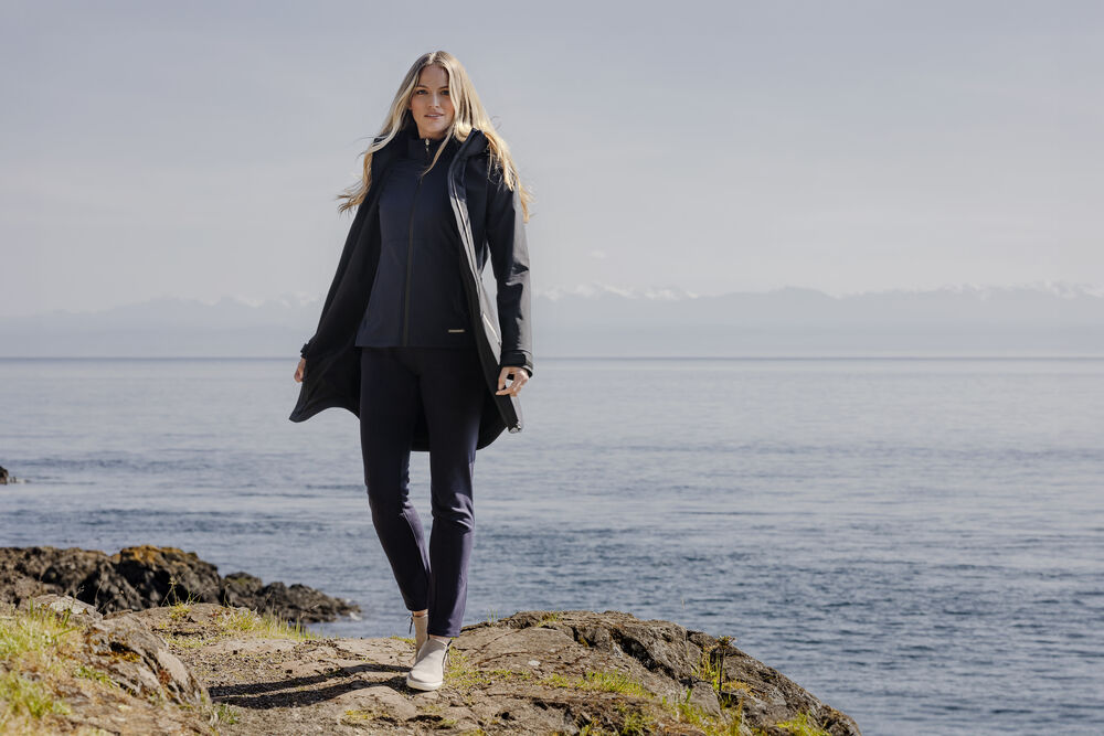 351473_358421_356413_IMaw23_WedderburnJacketAdaptFZJacketTofinoPants