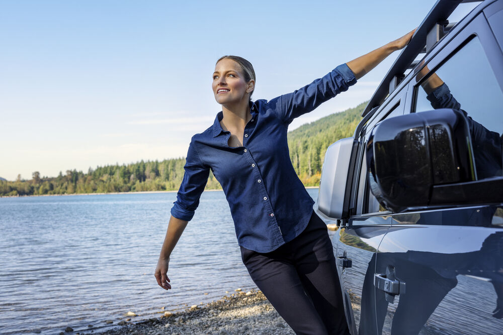 352405_IMss23_EllensburgDeminShirt