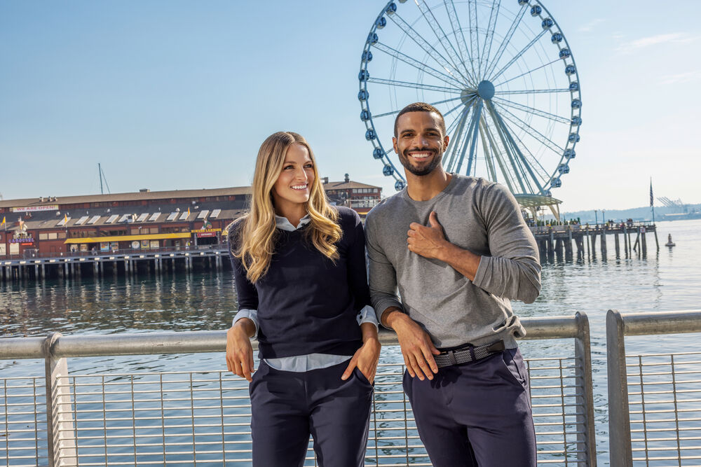 355419_355416_IMss23_OakvilleVneckOakvilleCrewneck_2