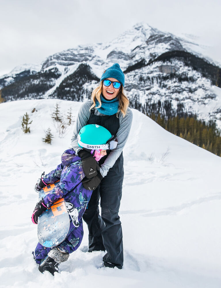 3F819-0000_Black_closeup1