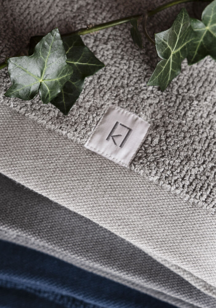 410059-58-95-97_IMAW19_3