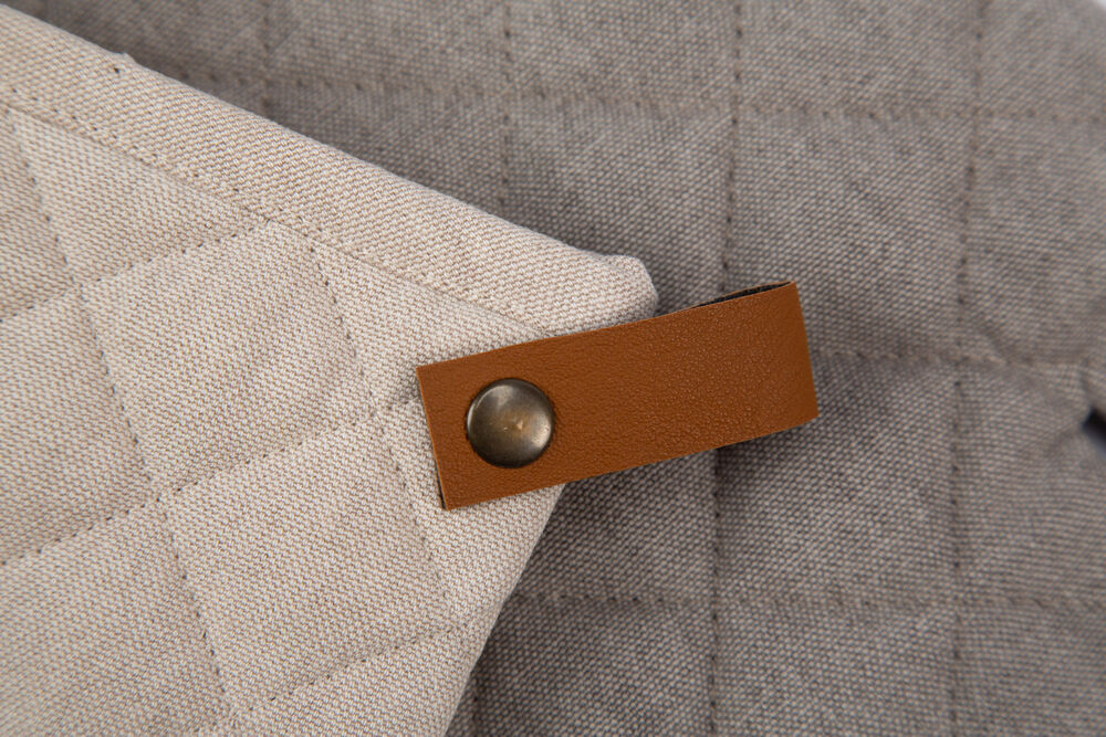 411219_KLGlove_Closeup2