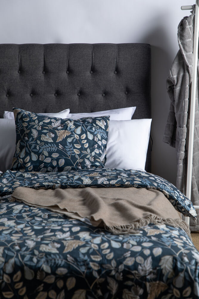 421066_410443_410897_IMss22