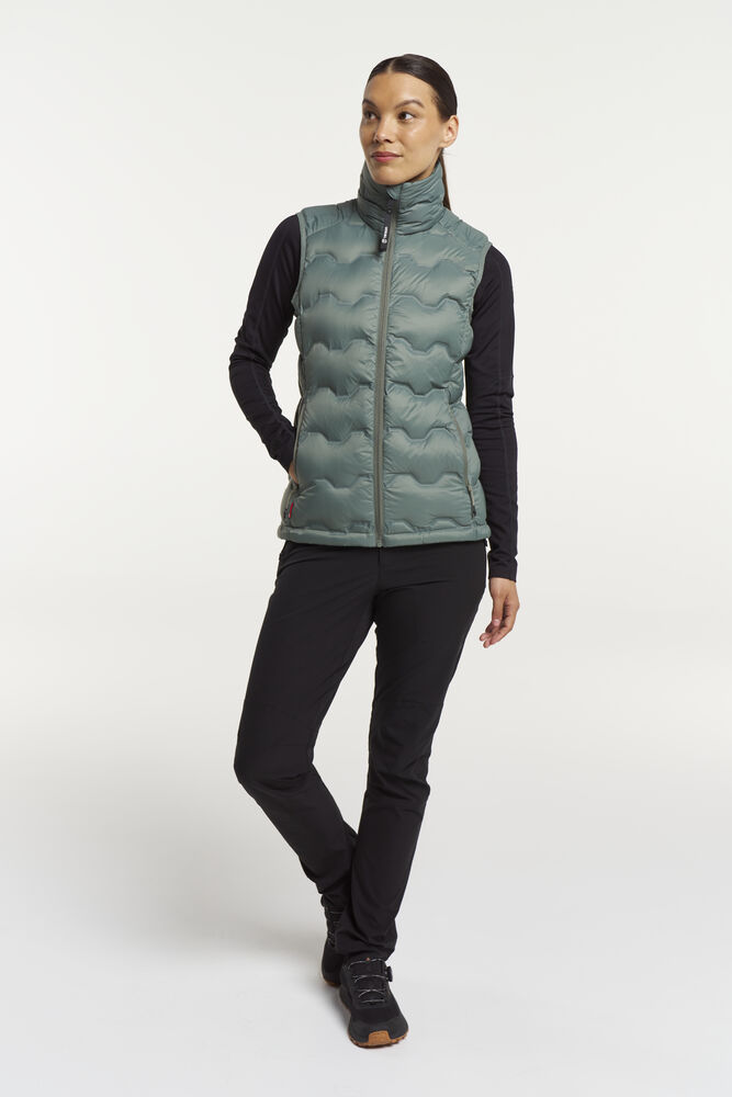 465018083-648_txlite_shibui_down_vest_w_fullbody_21