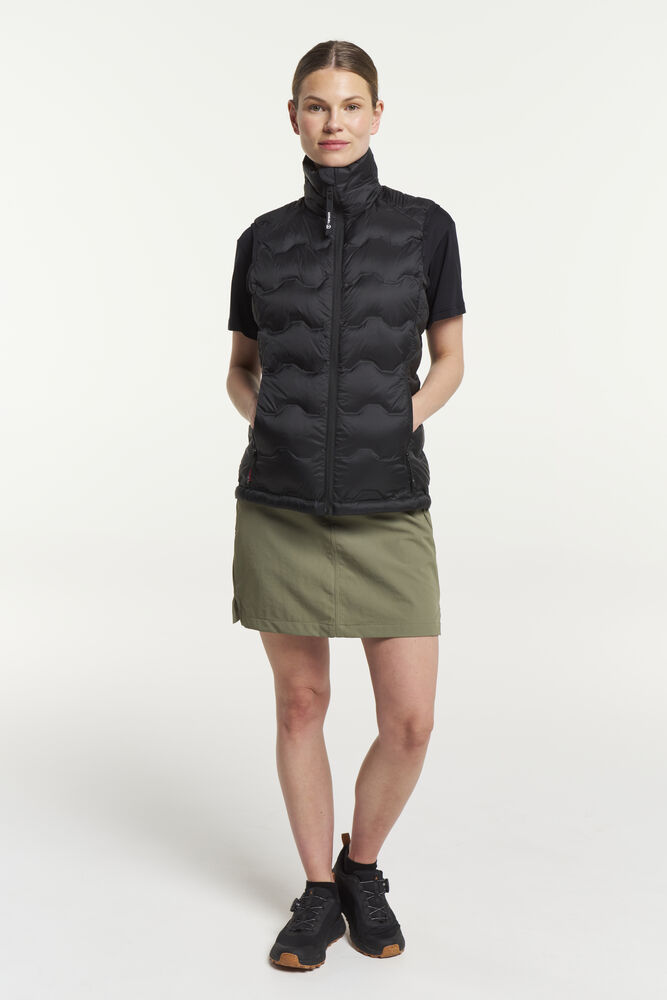 465018083-999_txlite_shibui_down_vest_w_fullbody_21