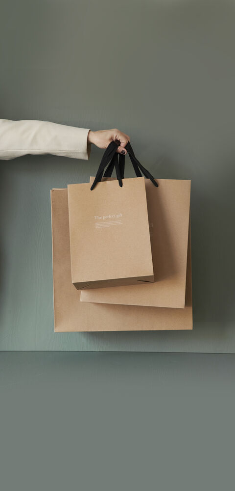 Perfect Gift Pose Medium