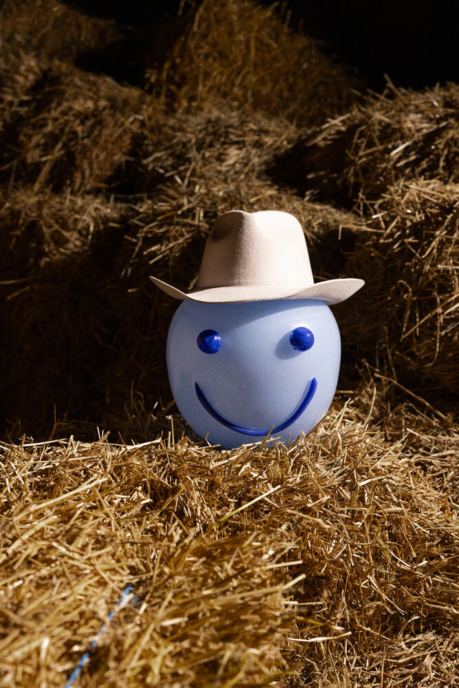 Vase Happy