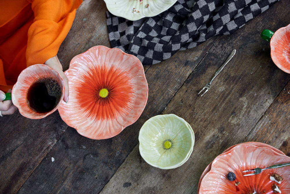 5283907903_5283908006_5283908106_3