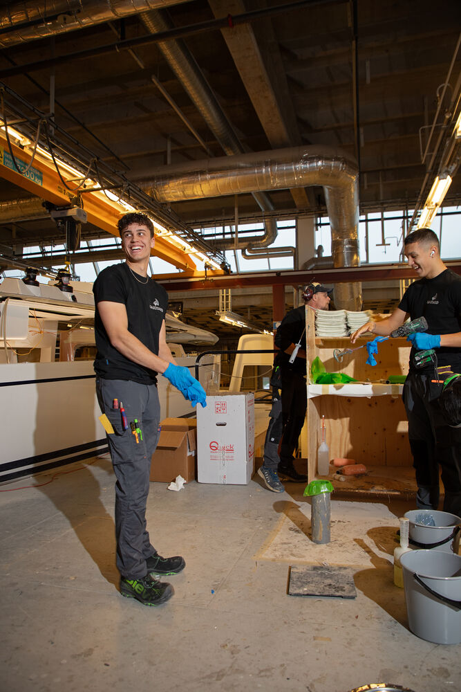 642552_642016_645551