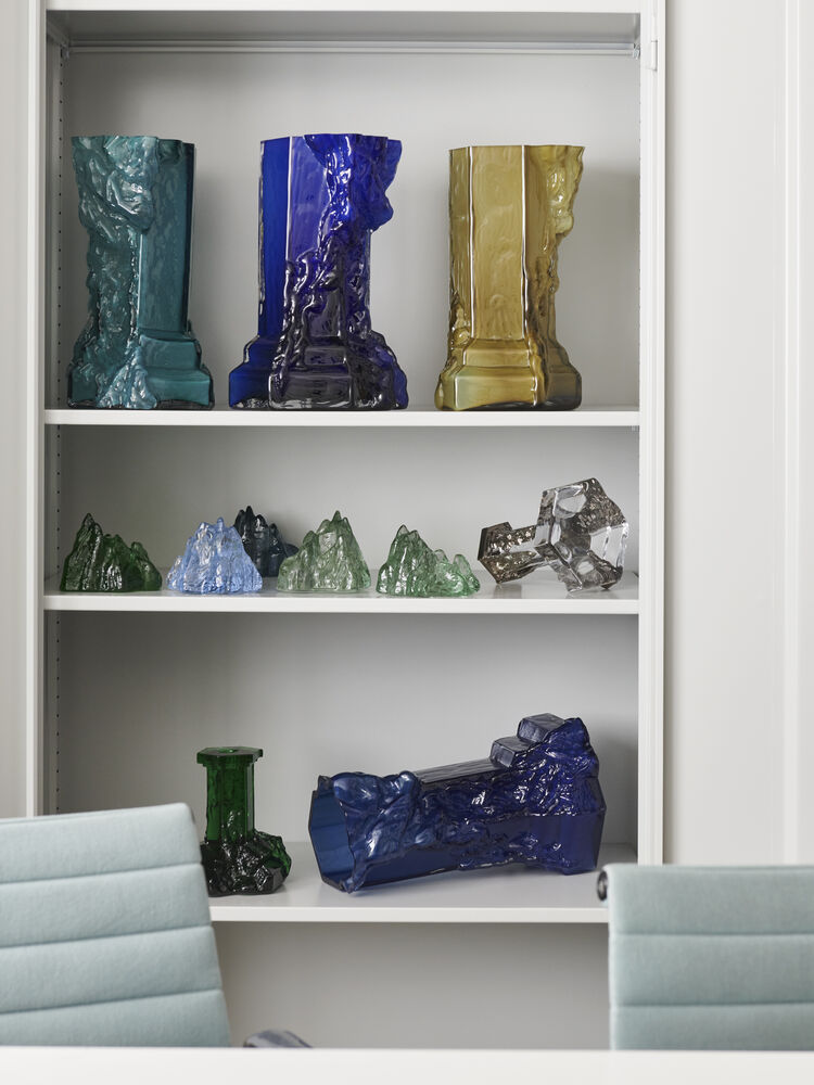 7062420_7062421_7062328_7062422_The_Rock_votive_91mm_Kosta_Boda_Hanna_Hansdotter_ENV_02_3x4