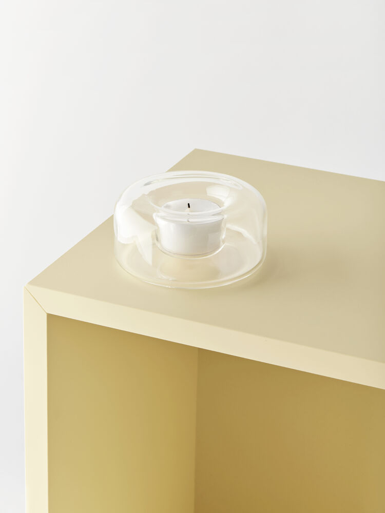 7062503_Happy_Votive_Clear_47mm_Kosta-Boda_Clara_Von_Zweigberg_ENV_2025_02_3x4